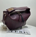کیف دستی چرم زرشکی زارا
