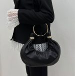 کیف زمستانه زنانه مشکی زارا