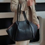 کیف دوشی زنانه مشکی زارا